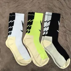 Item thumbnail for item 577eb422-4580-452c-bf61-a248b921ad5b