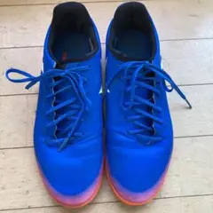 フットサルシューズ アディダス 23.5