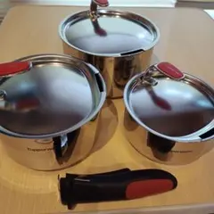 未使用　Tupperware タッパーウェア　コンパクトクックウェア 鍋セット 未使用 Tupperware タッパーウェア コンパクトクックウェア 鍋
