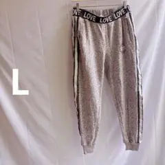 Item thumbnail for item 5166e246-64ce-45b6-83b9-1f4720a247f7