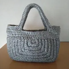 ハンドメイド　手提げかごバッグ 　平巻テープ　かぎ針編み