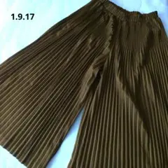 【レディース】ブラウン系色合い　プリーツガウチョパンツ