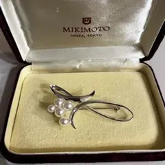 美品 ミキモト ブローチ 5珠 MIKIMOTO