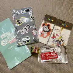 嵐を旅する展覧会　グッズ　キーホルダー　ディズニー　ミッキー　ハンカチ　嵐