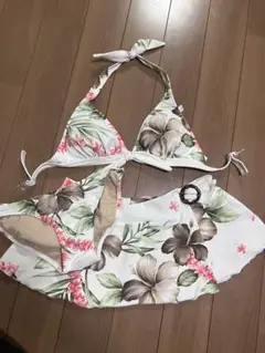 水着　フラワープリント セパレート