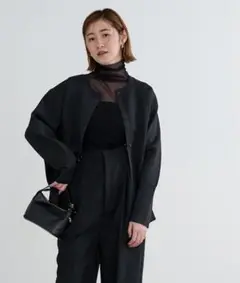 ユアーズ　スポンディッシュラウンドネックニットカーディガン