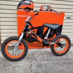 ☆美品☆KTM トレーニングバイク空気入れアタッチメントパーツ付き