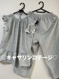 花柄フリル付きトップスとパンツセット 100cm