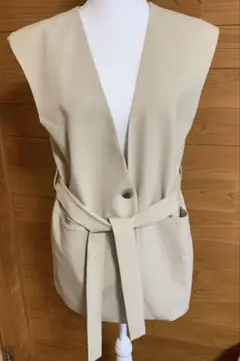 VIS ベルト付きノーカラージレ　2way