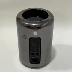 MacPro (Late 2013) : 6core,64GB,512GB