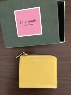 ケイトスペード 二つ折り財布