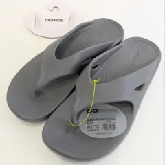 【新品未使用】OOFORM ウーファス リカバリーサンダル