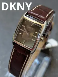 電池交換済み　DKNY ダナキャランニューヨーク　腕時計　ペア　レザー
