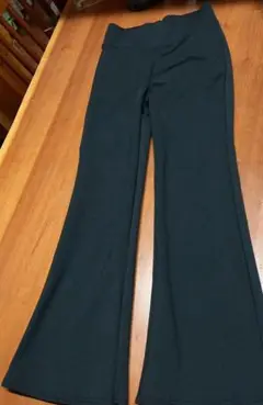 美脚効果　裏起毛ブラック ワイドパンツ XL