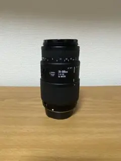70-300mm ズームレンズ F4-5.6