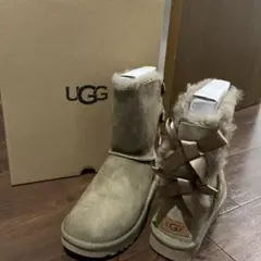 UGG ミニ ベイリー ボウ ムートンブーツ【新品未使用】