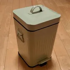 昭和レトロ　ホーロー　ペタルペール　足踏みゴミ箱　当時物　琺瑯バケツ 昭和レトロ ホーロー ペタルペール 足踏みゴミ箱 当時物 琺瑯
