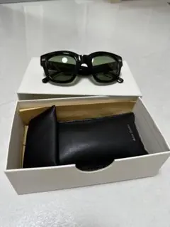 Acne Studios ブラック サングラス ケース付き