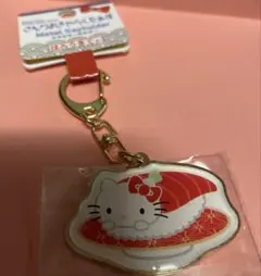 サンリオ　キティ　メタルキーホルダー　お寿司バージョン