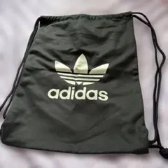 adidasナップサックバッグ 黒