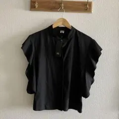 新品タグ付き　フリル袖 半袖シャツ ブラック L