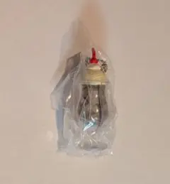 旅する喫茶　ミニチュアチャーム　黒曜石のクリームソーダ