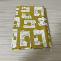 ハンドメイド　ブックカバー　文庫本サイズ　レトロ　ミシン　黄土色