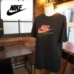 NIKE ブラック Tシャツ ロゴプリント