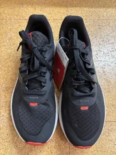 ニューバランス　ランニングシューズ 26cm 新品