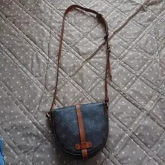ショルダーバッグ