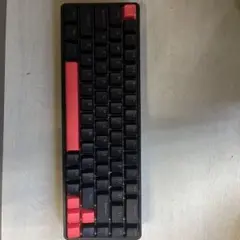 メカニカルキーボード 黒と赤