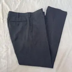 UNIQLO ダークグレー スラックス ボタン付き　感動パンツ　　76