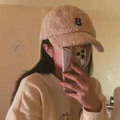 DAYNYC boa cap ivory