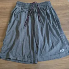 グレー ショートパンツ M