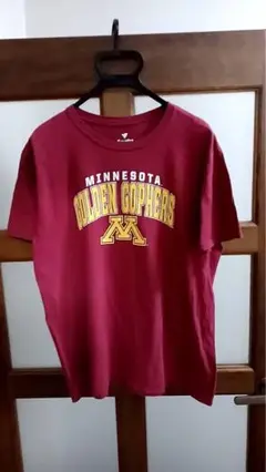 ミネソタ ゴールデン ゴファーズ　カレッジ フットボール Tシャツ