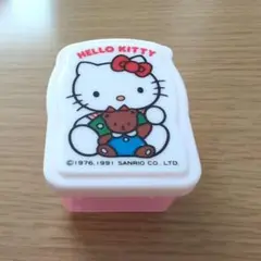 ハローキティ　小物ケース　シール容器　1991
