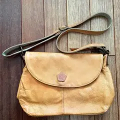 Ain Soph アインソフ　レザーショルダーバッグ　キャメル