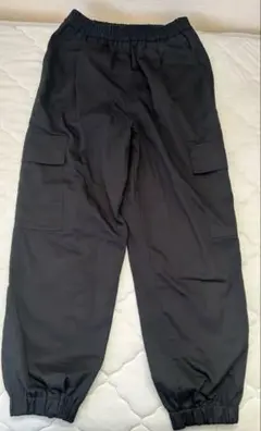 黒 カーゴパンツ ゴムウエスト　Mサイズ