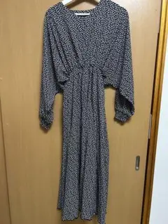 ネイビー 花柄 ロングワンピース Mサイズ
