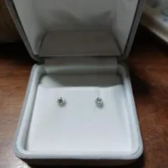 ダイヤモンド プラチナピアス