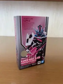 S.H.Figarts 仮面ライダースラッシュ