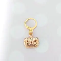 Item thumbnail for item ed7c0df3-3650-4a41-82b7-227b3856739b