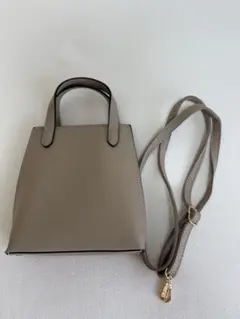 ショルダーバッグ