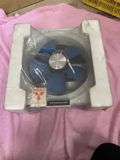 三菱電器　換気扇　1977年製　昭和レトロ　E-25LG3 三菱電機 換気扇 E-25LG4 木目調換気扇 レトロな換気扇 - メルカリ