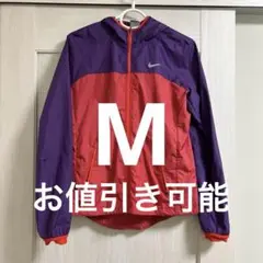 NIKE ナイキ　スポーツ　ランニングヨガ　軽量　防災バック　ウインドブレーカー