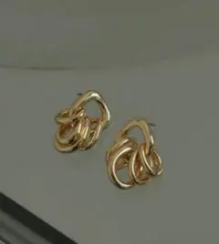 GOLDY カルテットリングピアス　ゴールド　4連