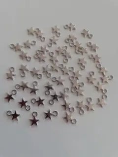 【483】アクセサリーパーツ まとめ売り ハンドメイド 星50個 ゴールド