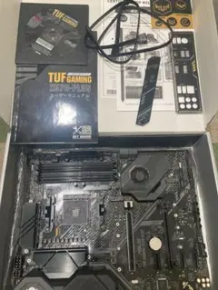 TUF GAMING X570-PLUS マザーボード