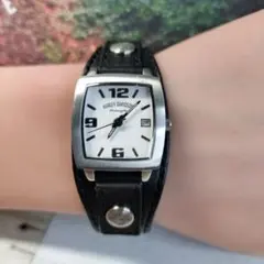 美品 日本未発売 ブローバ ハーレーダビッドソン 76A146 スカル 腕時計 美品 日本未発売 ブローバ ハーレーダビッドソン 76A146 スカル