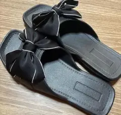 新品★リボン付き黒サンダル！42-43
